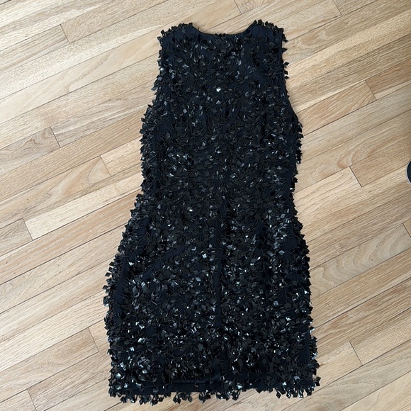 90’s DKNY flapper-style beaded and sequined fringe silk minidress - Size 2 - Picture 2 of 4